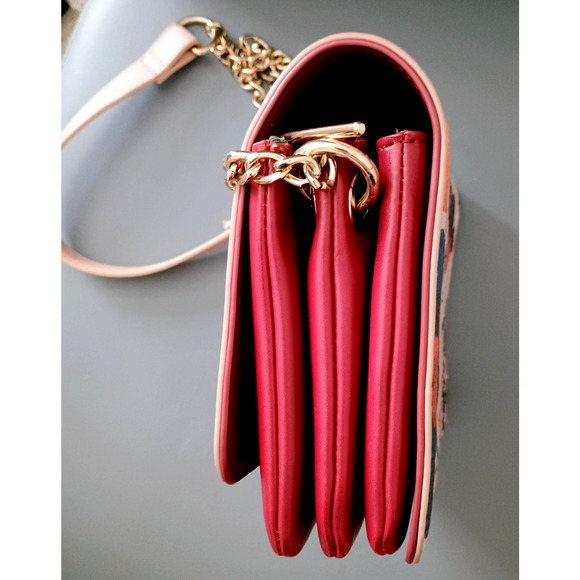 Fiorelli Floral Ladybug Print Burgundy Crossbody Purse Handbag Small Chain Strap - Picture 3 of 5